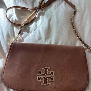 Torch Burch beige crossbody bag.